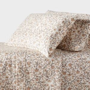 Threshold Performance Twin Sheet Set in a  Botanical Print-New item